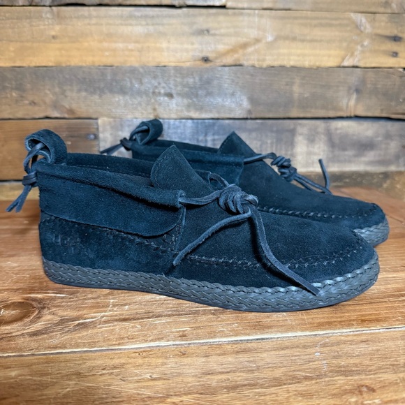 UGG Australia‎ WOODLYN Moccasins Loafer Womens 7.5 Black Suede Booties - Picture 1 of 7